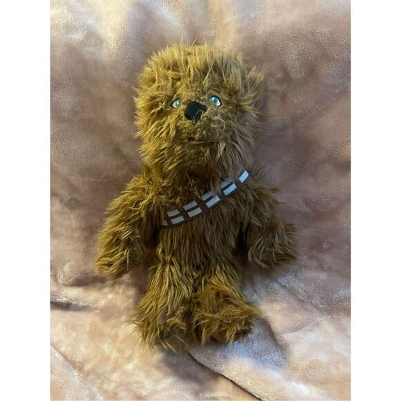 Star Wars Chewbacca 13” plush toy - Picture 2 of 4